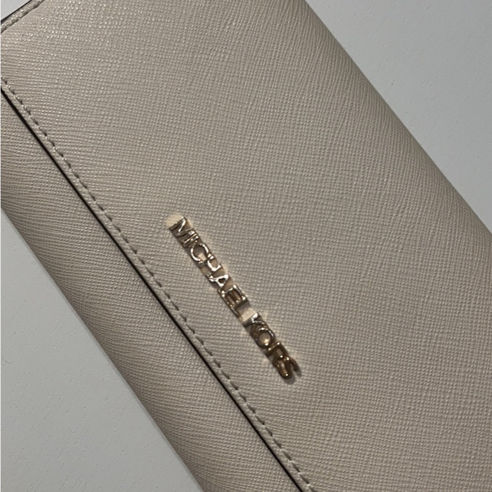 michael kors wallet